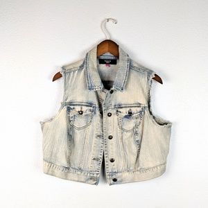 Torrid distressed acid wash cropped denim vest 0X